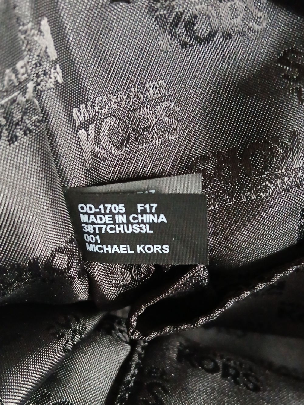 Michael Kors Black Leather Shoulder Bag with Original  Model Code 38T7CHU53L - Picture 2 of 9